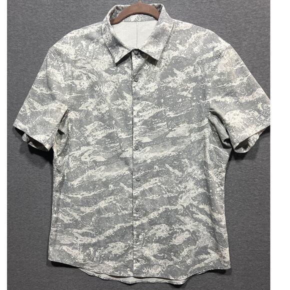 Lululemon Airing Easy Camp Collar Short Sleeve Shirt White Graphite Grey Fits L - Picture 3 of 9